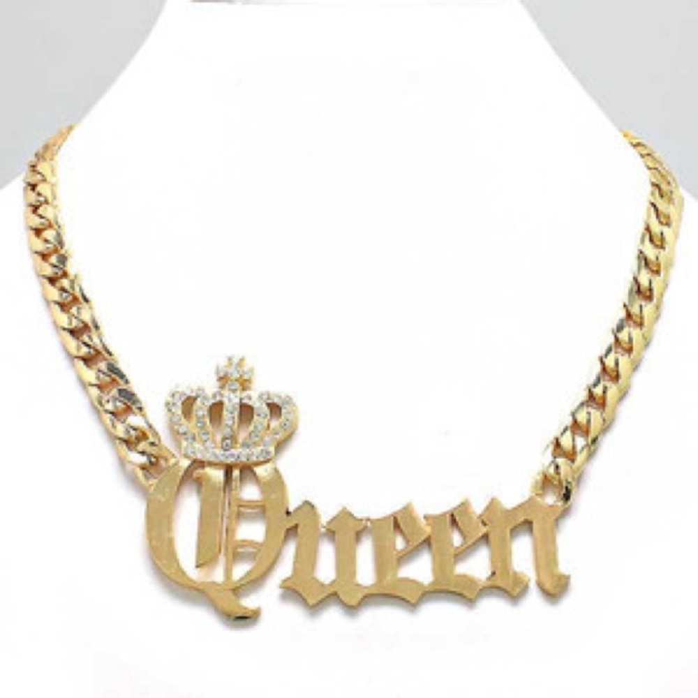 Queen necklace